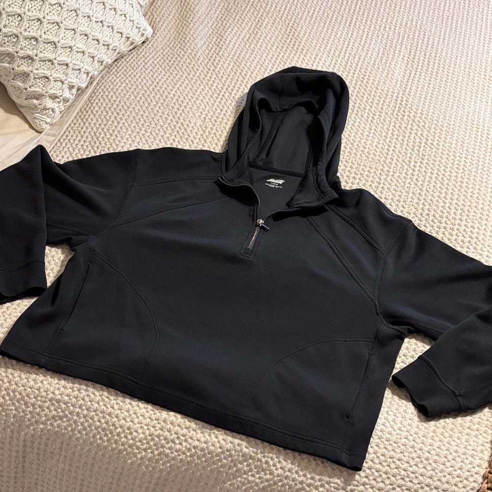 Avia Black Hoodie Sweatshirt